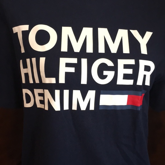 NWT Tommy Hilfiger Navy Blue T-Shirt - Picture 2 of 7